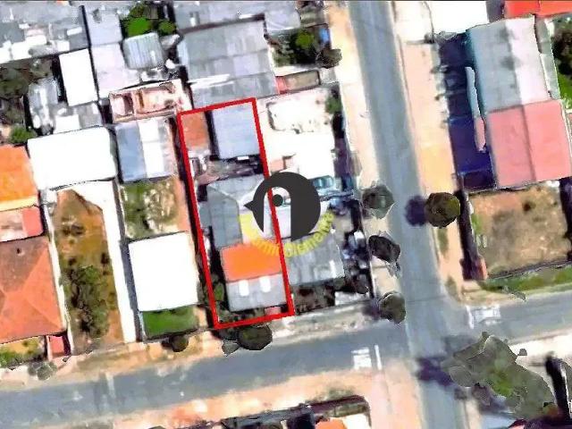 Casa / Sobrado para Venda em Pinhais/PR Maria Antonieta 4 Quartos