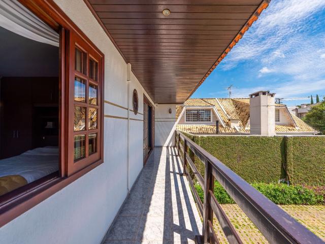 Casa / Sobrado para Venda em Pinhais/PR Pineville 3 Quartos