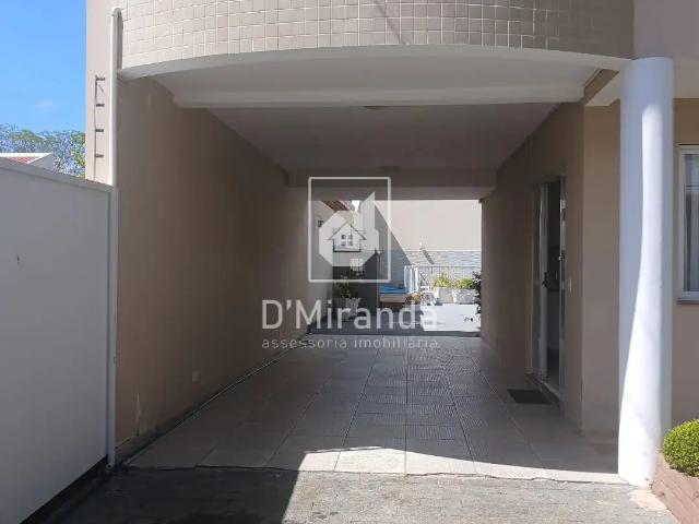 Casa / Sobrado para Venda em Pinhais/PR Pineville 4 Quartos