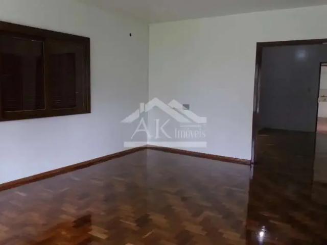 Casa / Sobrado para Venda em Picada Café/RS Centro 5 Quartos