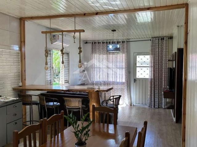 Casa / Sobrado para Venda em Picada Café/RS Centro 3 Quartos