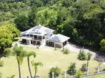 Casa / Sobrado para Venda em Picada Café/RS Picada Holanda 3 Quartos