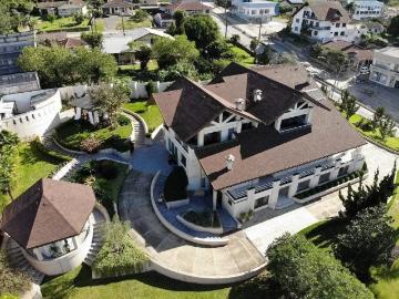 Casa / Sobrado para Venda em Piên/PR Centro 5 Quartos