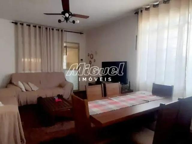 Casa / Sobrado para Venda em Piracicaba/SP Centro 3 Quartos