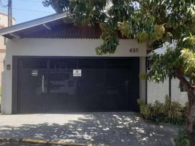 Casa / Sobrado para Venda em Piracicaba/SP Centro 4 Quartos
