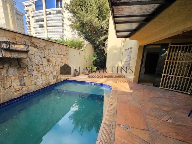 Casa / Sobrado para Venda em Piracicaba/SP Centro 4 Quartos
