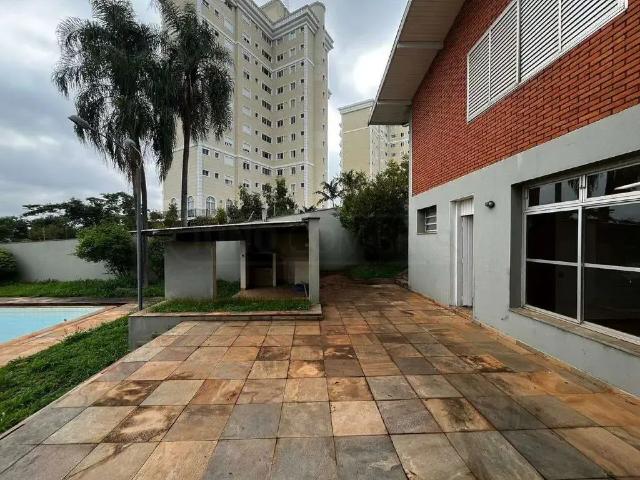 Casa / Sobrado para Venda em Piracicaba/SP Centro 6 Quartos
