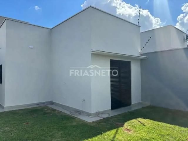 Casa / Sobrado para Venda em Piracicaba/SP Garças 3 Quartos