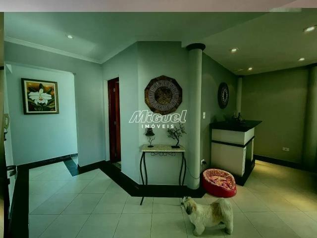 Casa / Sobrado para Venda em Piracicaba/SP Jaraguá 4 Quartos