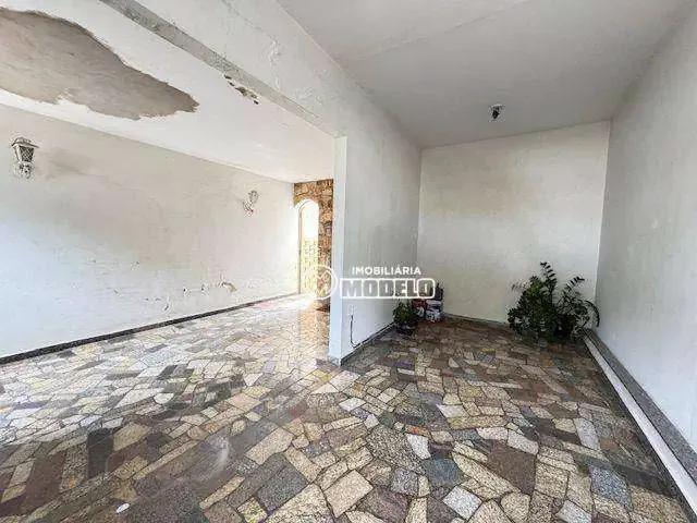 Casa / Sobrado para Venda em Piracicaba/SP Jaraguá 3 Quartos