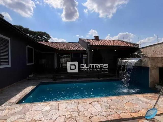 Casa / Sobrado para Venda em Piracicaba/SP Nova Piracicaba 4 Quartos