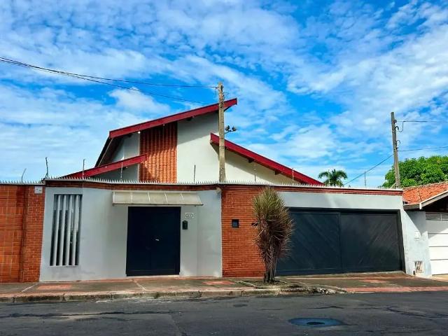 Casa / Sobrado para Venda em Piracicaba/SP Nova Piracicaba 4 Quartos