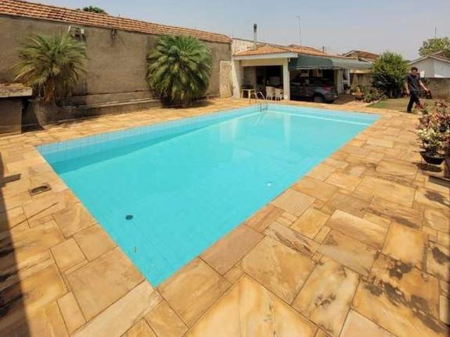 Casa / Sobrado para Venda em Piracicaba/SP Paulista 4 Quartos