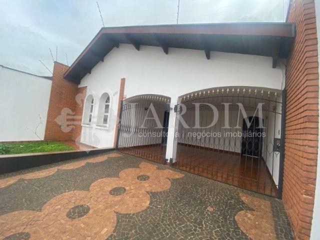 Casa / Sobrado para Venda em Piracicaba/SP Paulista 4 Quartos