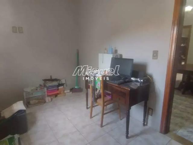 Casa / Sobrado para Venda em Piracicaba/SP Paulista 5 Quartos