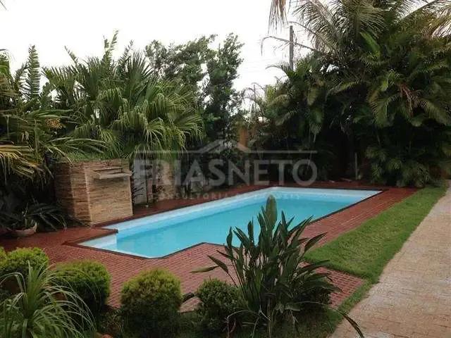 Casa / Sobrado para Venda em Piracicaba/SP Perdizes 4 Quartos