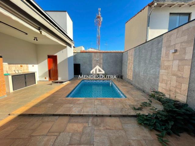 Casa / Sobrado para Venda em Piracicaba/SP Vila Monteiro 3 Quartos