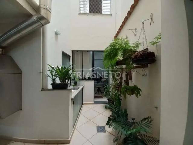 Casa / Sobrado para Venda em Piracicaba/SP Vila Monteiro 3 Quartos