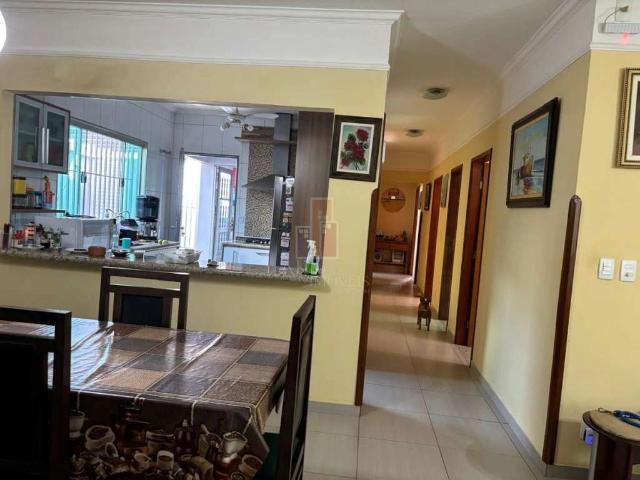 Casa / Sobrado para Venda em Pirajuí/SP Parque Santa Guilhermina 3 Quartos