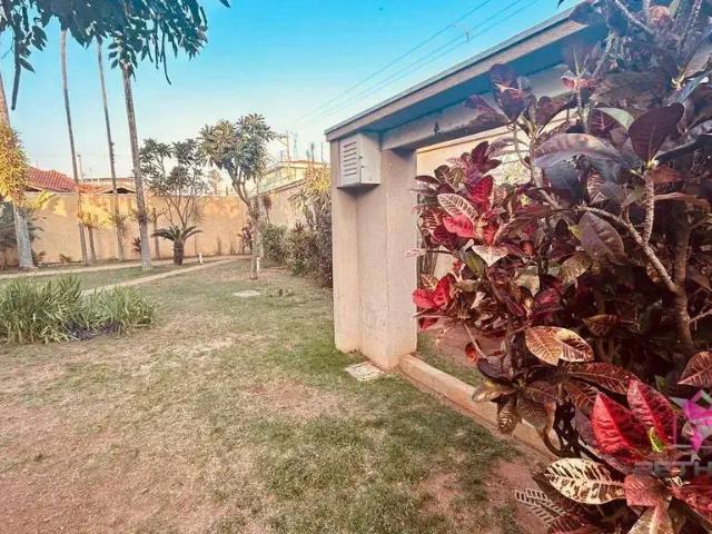 Casa / Sobrado para Venda em Pirassununga/SP Centro 3 Quartos