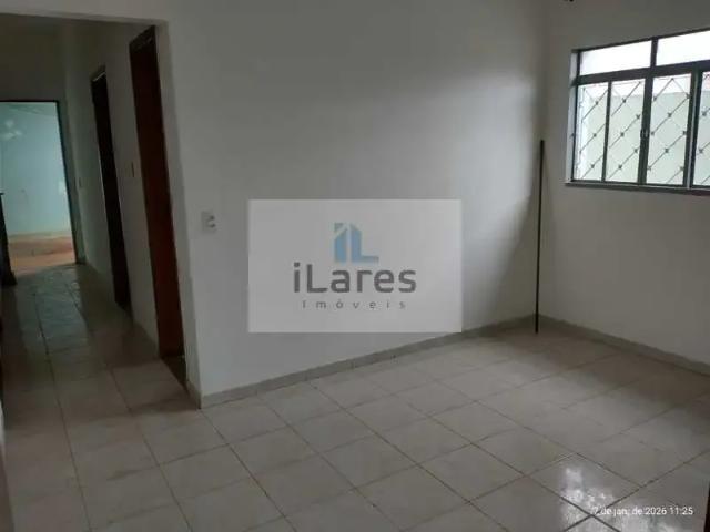 Casa / Sobrado para Venda em Pirassununga/SP Centro 3 Quartos