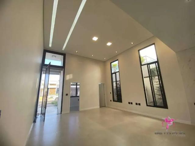 Casa / Sobrado para Venda em Pirassununga/SP Cidade Jardim 3 Quartos