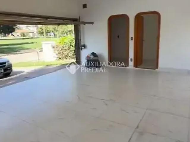 Casa / Sobrado para Venda em Pirassununga/SP Cidade Jardim 3 Quartos