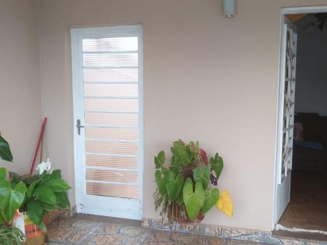 Casa / Sobrado para Venda em Pirassununga/SP Jardim Bandeirantes 3 Quartos