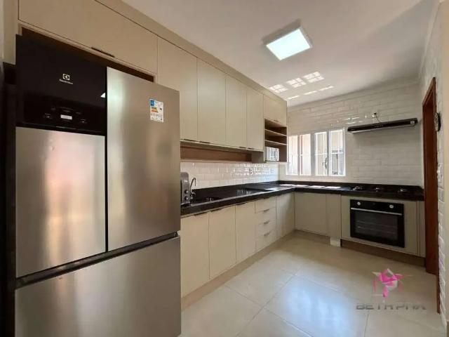 Casa / Sobrado para Venda em Pirassununga/SP Jardim Bandeirantes 3 Quartos