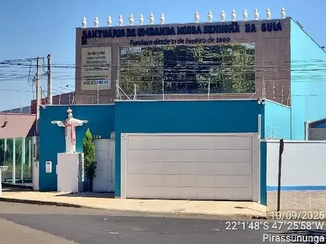Casa / Sobrado para Venda em Pirassununga/SP Jardim dos Ipês 3 Quartos