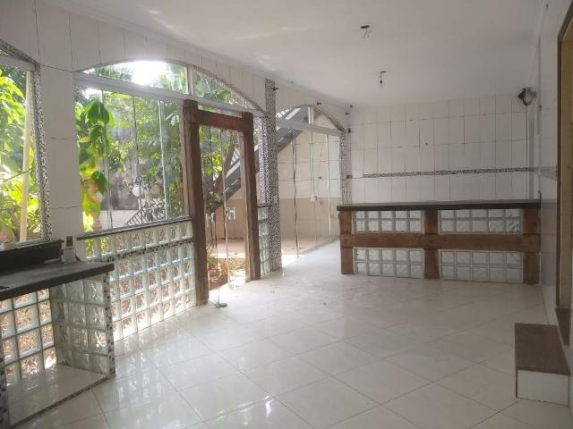 Casa / Sobrado para Venda em Pirassununga/SP Jardim Petrópolis 4 Quartos