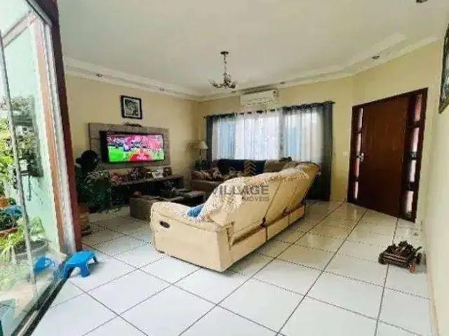 Casa / Sobrado para Venda em Pirassununga/SP Jardim Veneza 3 Quartos