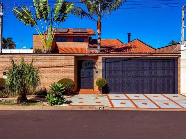 Casa / Sobrado para Venda em Pirassununga/SP Residencial Vila Romana 3 Quartos