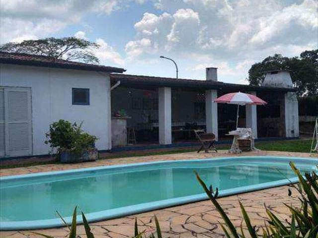 Casa / Sobrado para Venda em Pirapora do Bom Jesus/SP Centro 3 Quartos