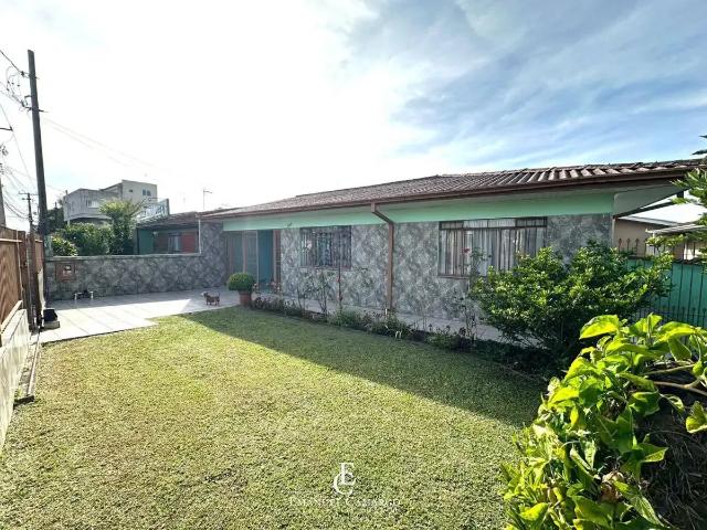 Casa / Sobrado para Venda em Piraquara/PR Centro 3 Quartos
