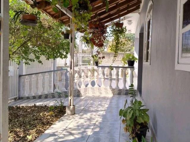 Casa / Sobrado para Venda em Piraquara/PR Guarituba 3 Quartos