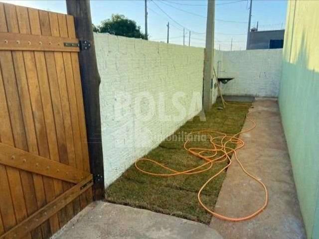 Casa / Sobrado para Venda em Piratininga/SP Brasília Paulista 1 Quartos