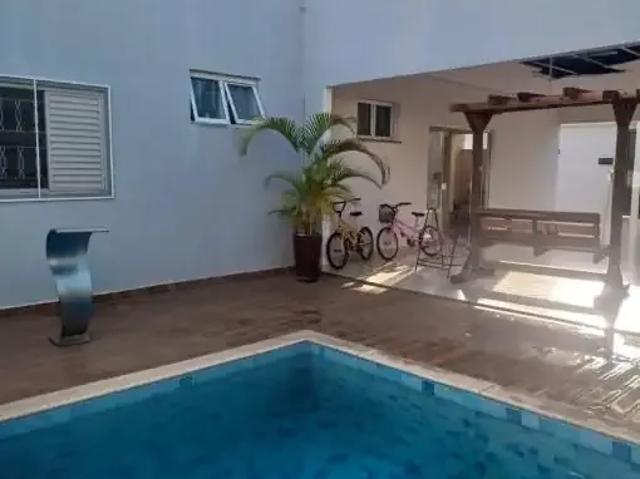 Casa / Sobrado para Venda em Piratininga/SP Centro 3 Quartos