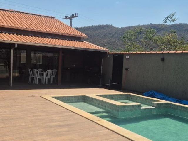 Casa / Sobrado para Venda em Pirenópolis/GO Do Carmo 4 Quartos