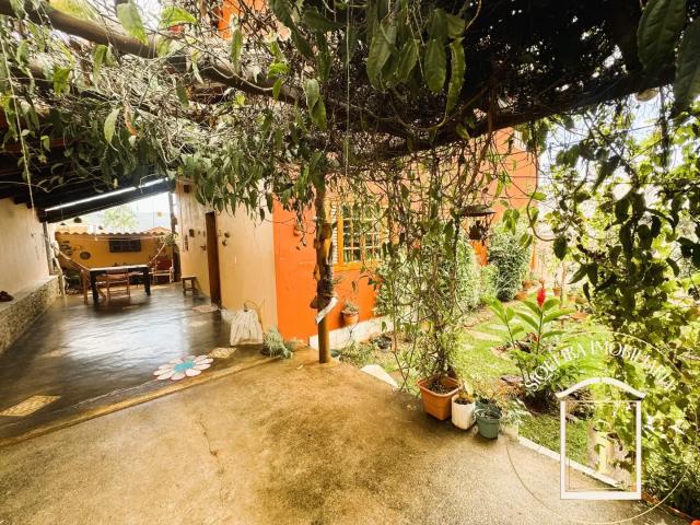 Casa / Sobrado para Venda em Pirenópolis/GO Santa Luzia 5 Quartos