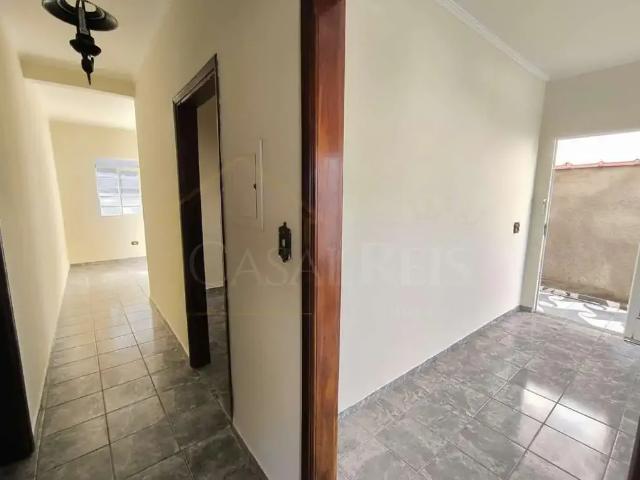 Casa / Sobrado para Venda em Poços de Caldas/MG Vila Caio Junqueira 3 Quartos