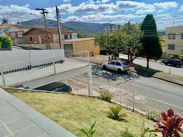 Casa / Sobrado para Venda em Poços de Caldas/MG Vila Togni 3 Quartos