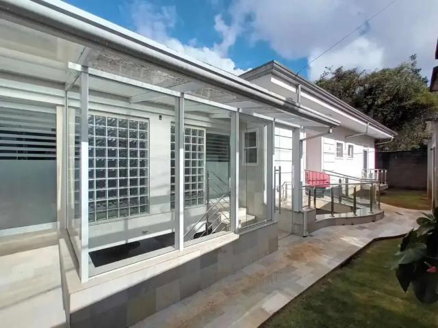 Casa / Sobrado para Venda em Poços de Caldas/MG Bianucci 3 Quartos