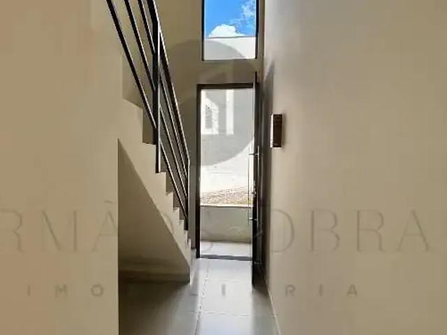 Casa / Sobrado para Venda em Poços de Caldas/MG Centreville 2 Quartos