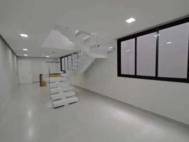 Casa / Sobrado para Venda em Poços de Caldas/MG Centreville 3 Quartos