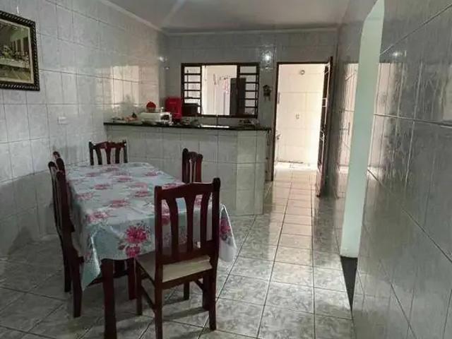 Casa / Sobrado para Venda em Poços de Caldas/MG Chácara Alvorada 3 Quartos
