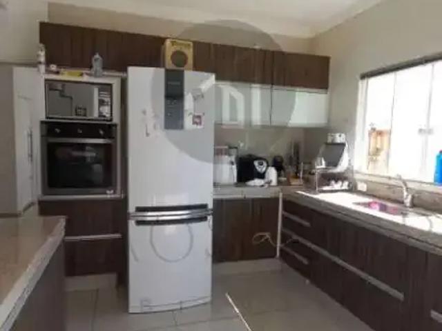 Casa / Sobrado para Venda em Poços de Caldas/MG Chácara dos Cravos 3 Quartos