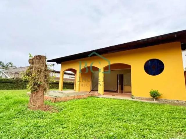 Casa / Sobrado para Venda em Poços de Caldas/MG Chácara São Francisco 3 Quartos