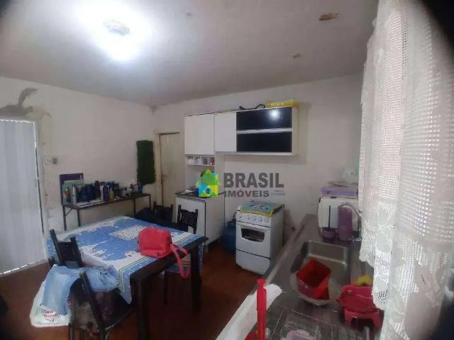 Casa / Sobrado para Venda em Poços de Caldas/MG Country Club 3 Quartos