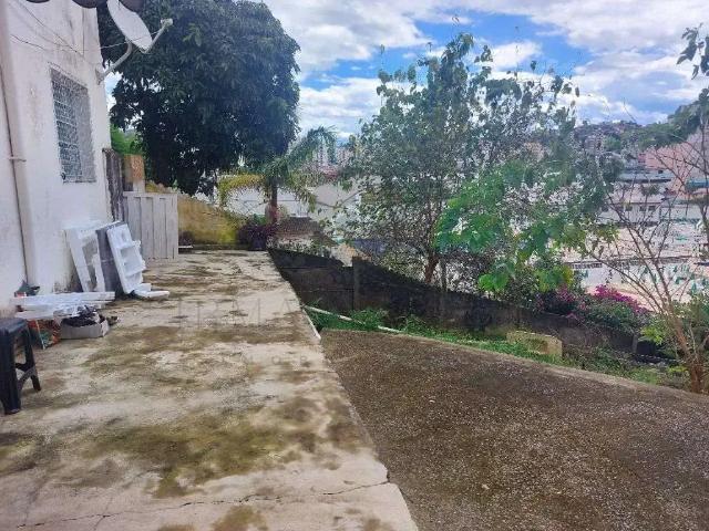 Casa / Sobrado para Venda em Poços de Caldas/MG Cristiano Ozório 7 Quartos